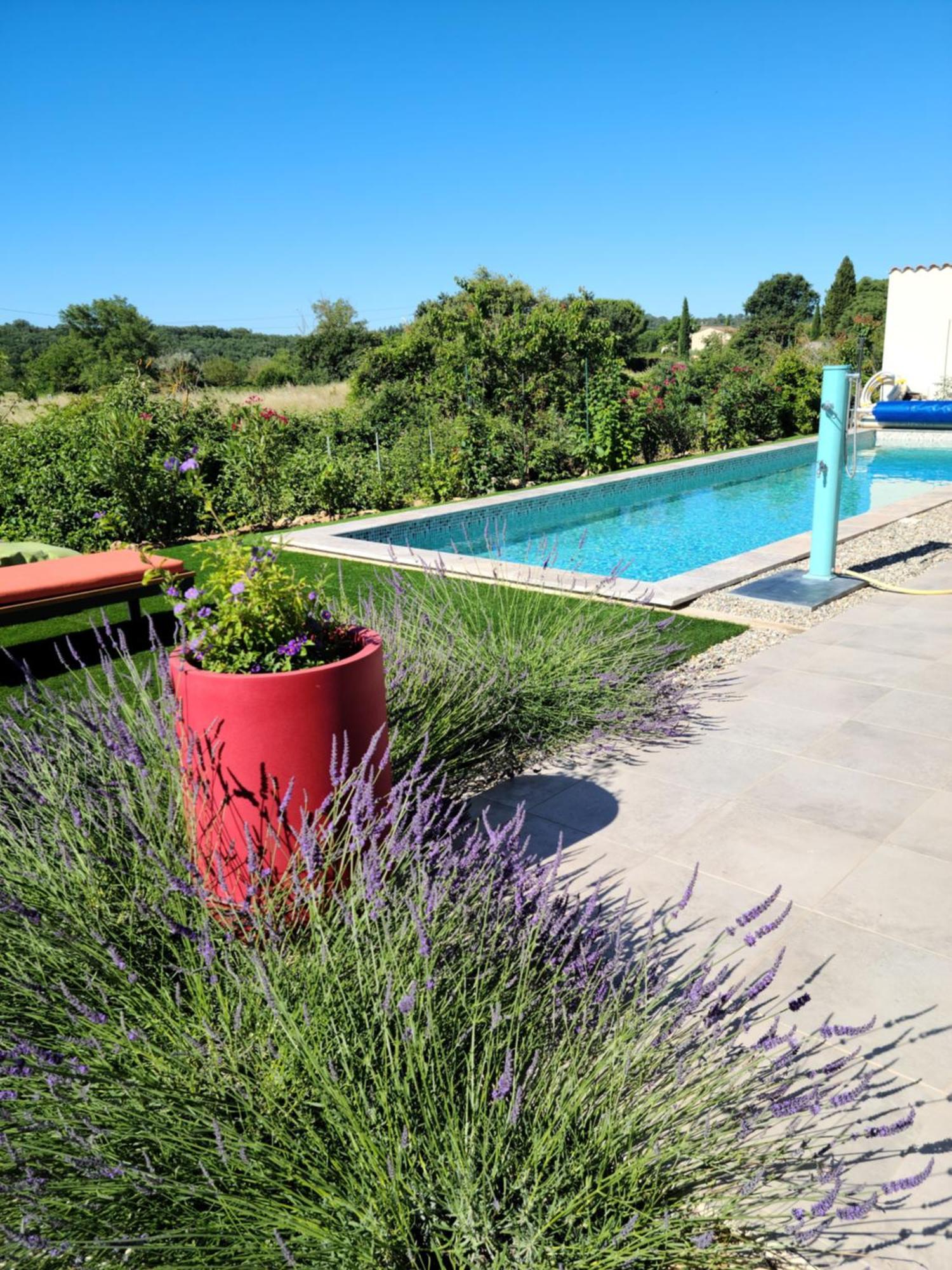Les Papillons D'Uzes Bed & Breakfast Saint-Laurent-la-Vernède Dış mekan fotoğraf