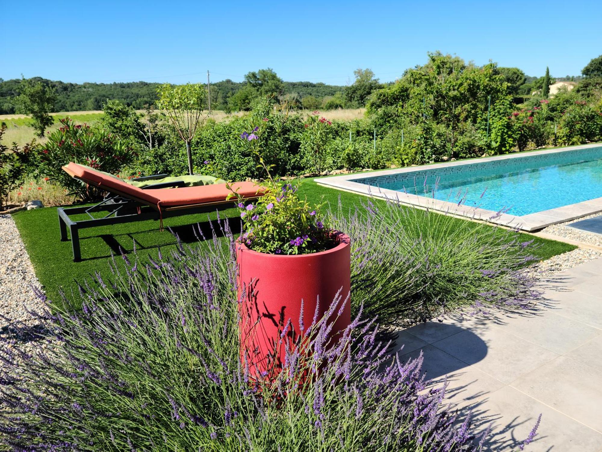 Les Papillons D'Uzes Bed & Breakfast Saint-Laurent-la-Vernède Dış mekan fotoğraf